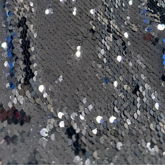 NWOT HOUSE OF HARLOW 1960 Black Sequin Halter Crop Top XS - Picture 4 of 5